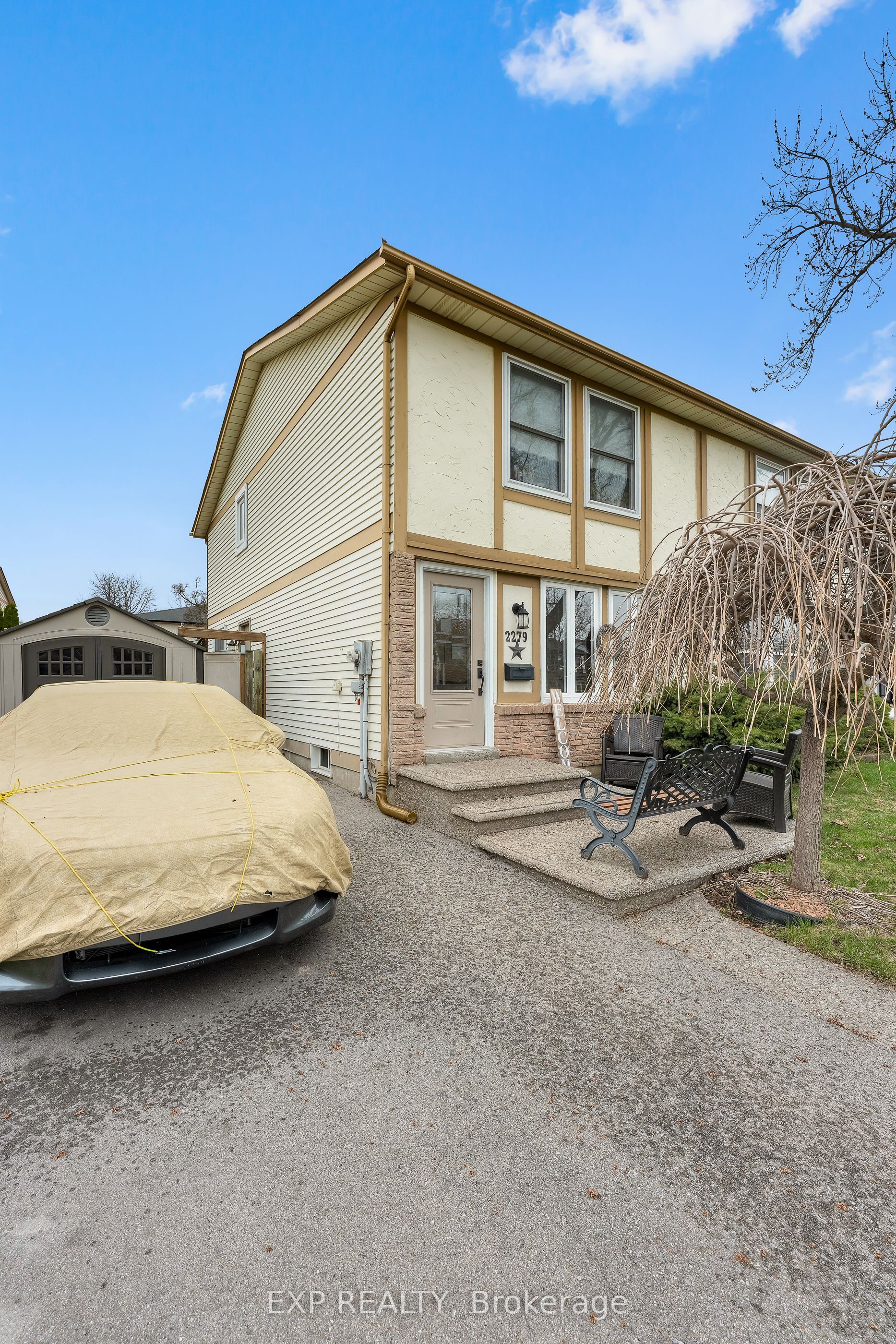 2279 Melissa Crescent