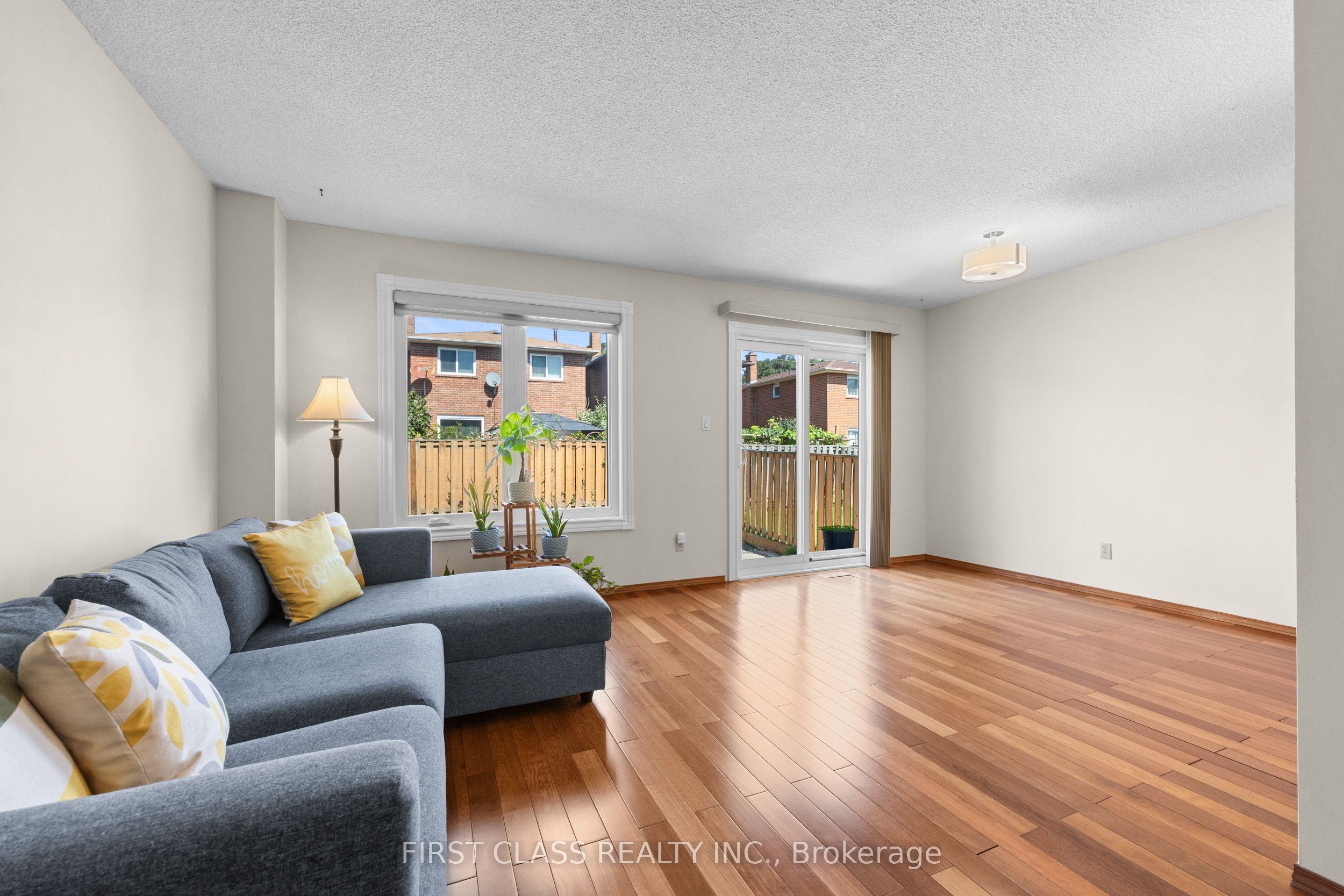 4213 Beacon Lane