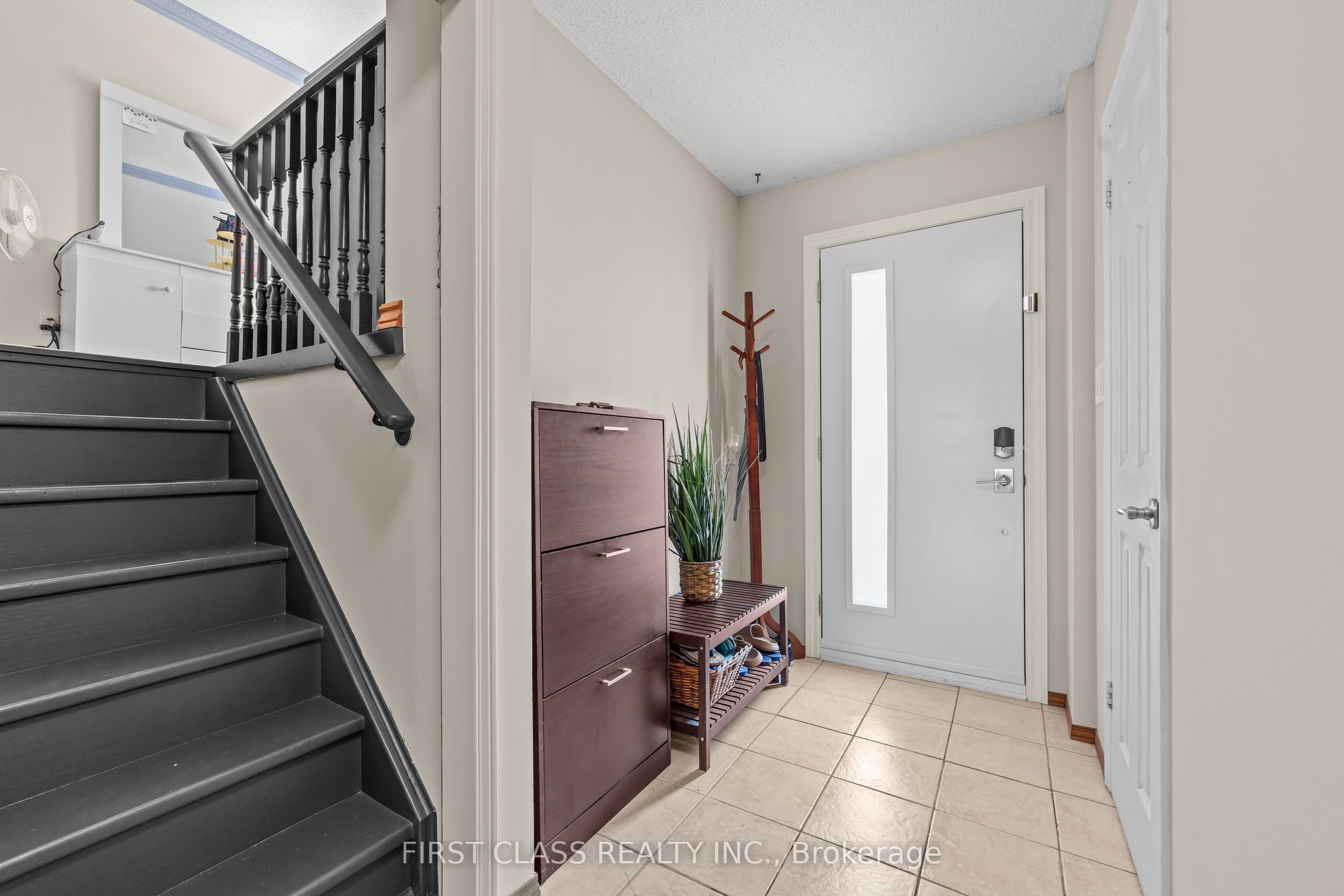 4213 Beacon Lane