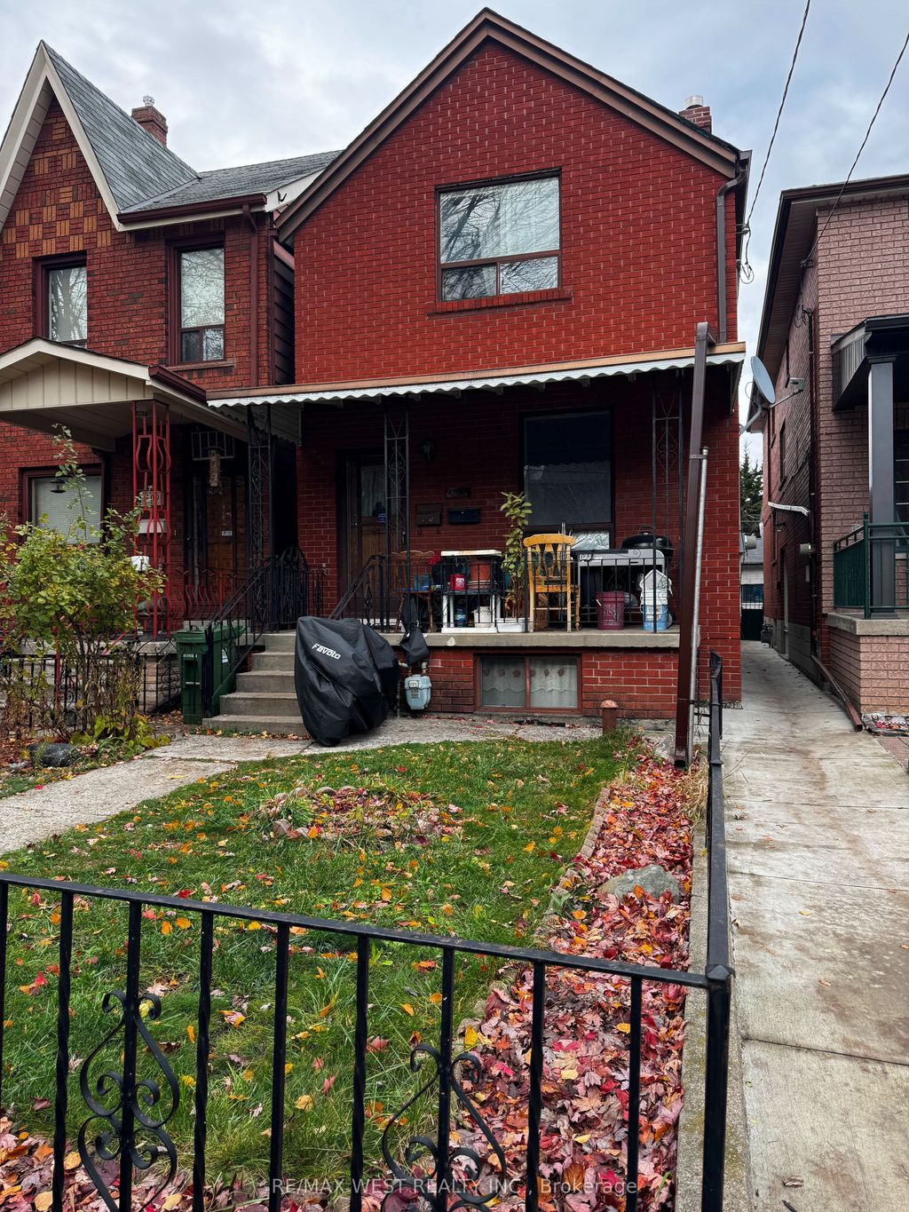 Photo of 407 Concord Avenue, Toronto, ON M6H 2P9 (MLS # W13071906)