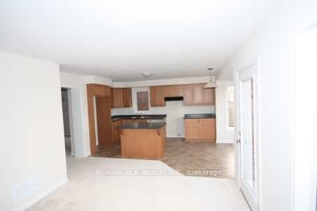 4 Apple Valley Way Main