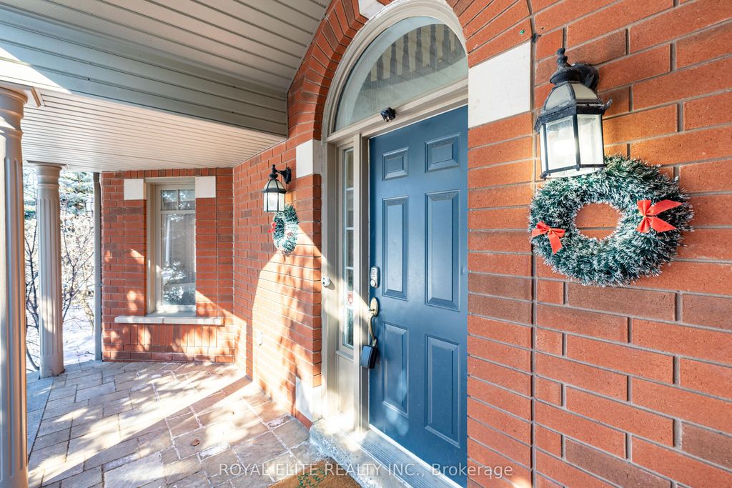 Photo of 2979 Picton Place, Mississauga, ON L5M 5S7 (MLS # W12894146)