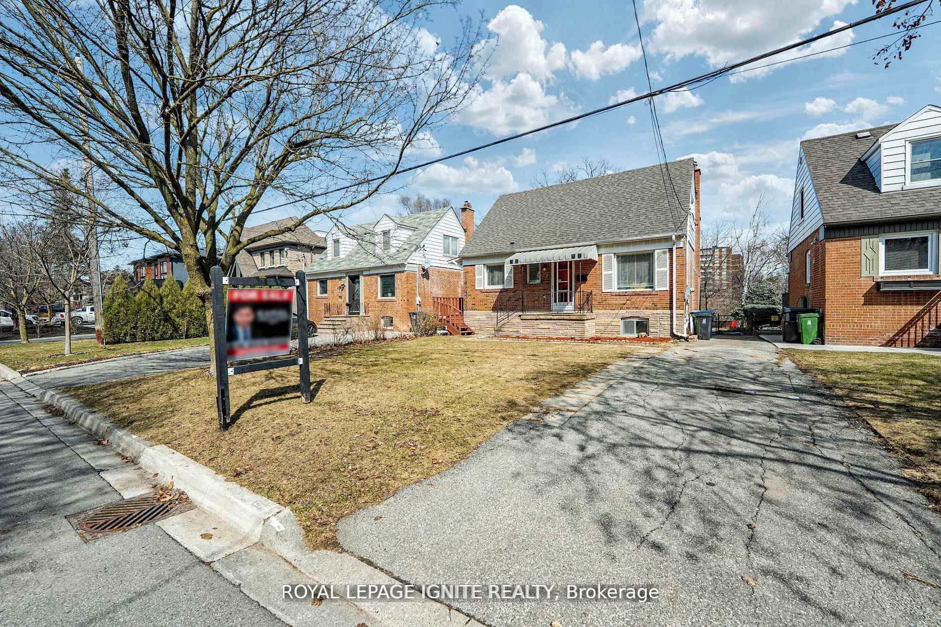 53 Riverview Heights