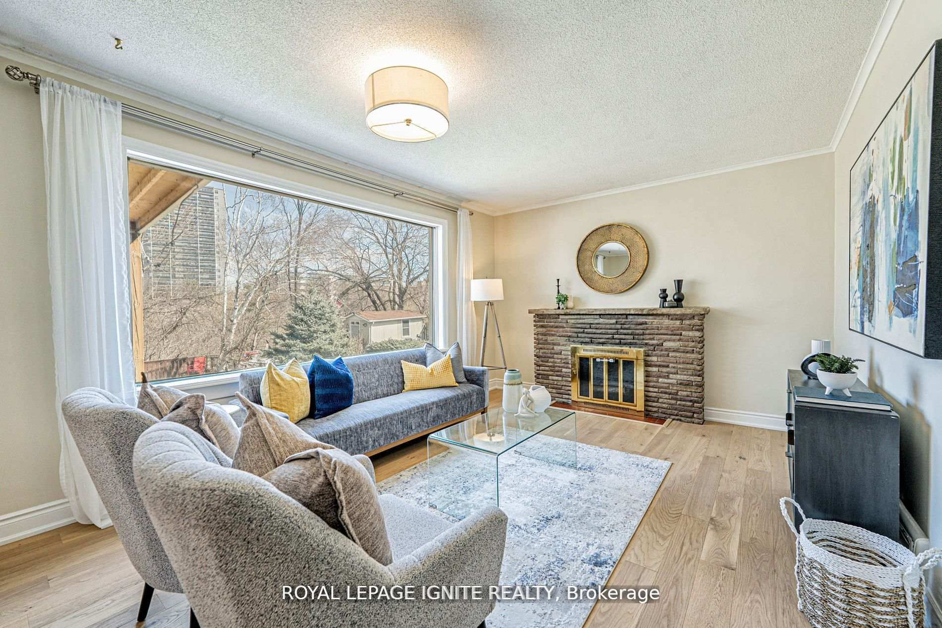 53 Riverview Heights