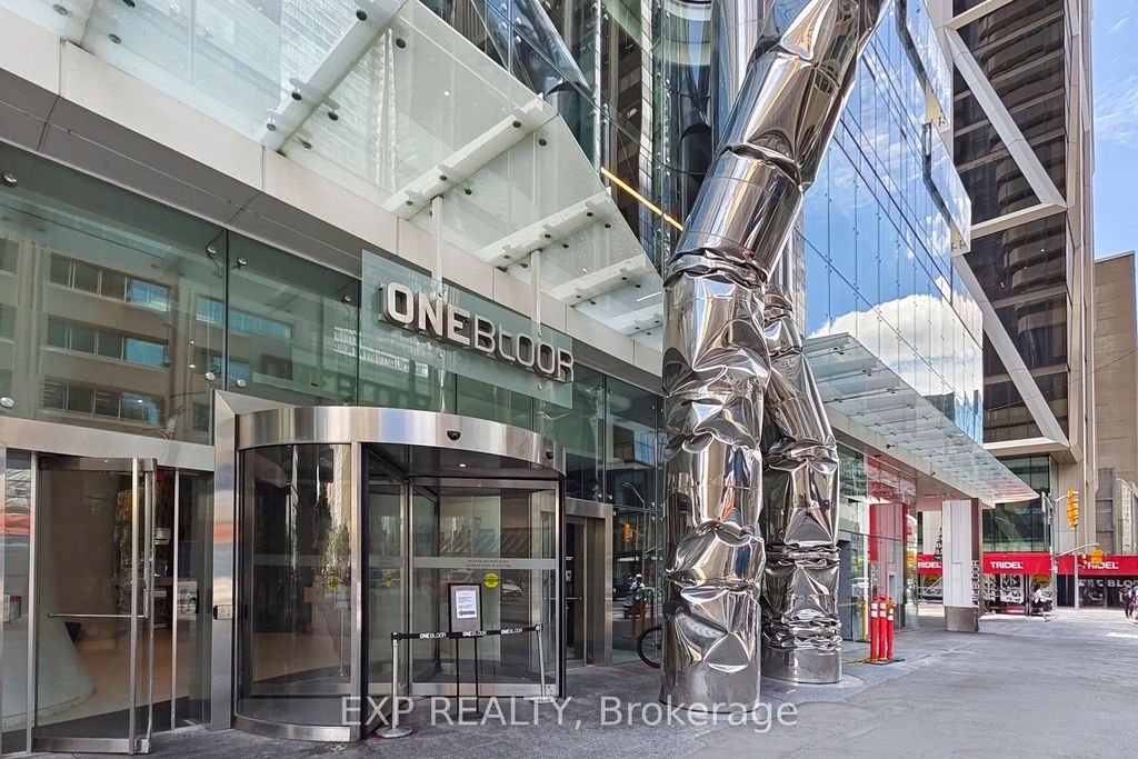 Photo of 1 Bloor Street E #3211, Toronto, ON M4W 1A9 (MLS # C12553820)