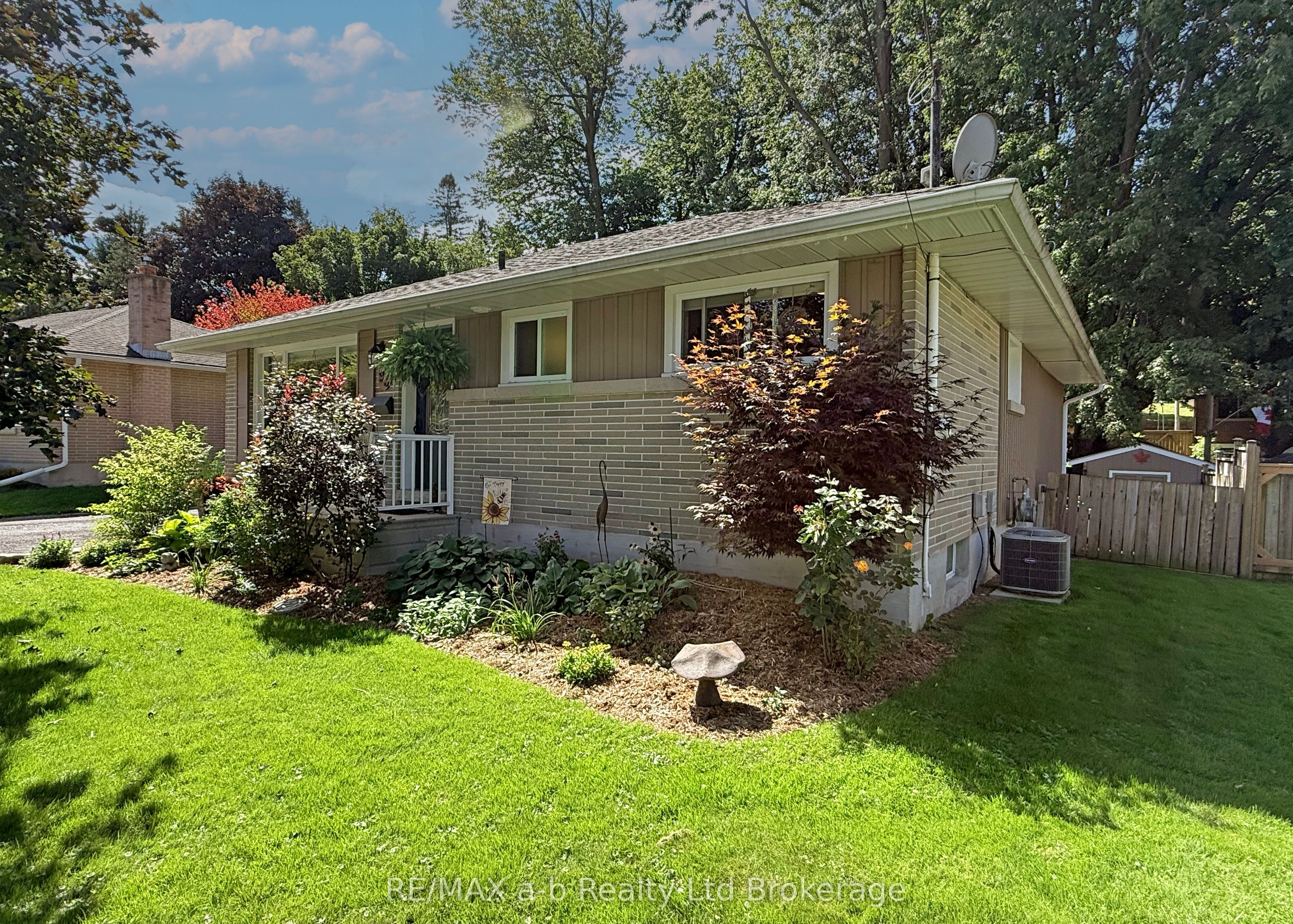93 North Park Crescent