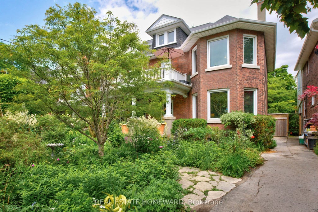 Photo of 14 Lyall Avenue, Toronto, ON M4E 1V8 (MLS # E13465564)