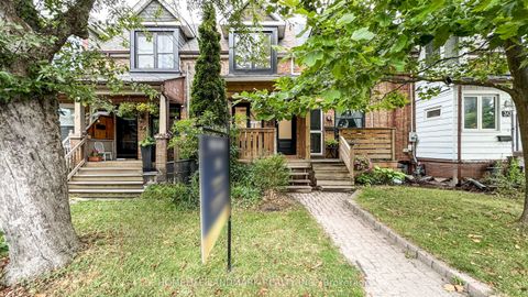 26 Balfour Avenue Toronto ON M4C 1T5
