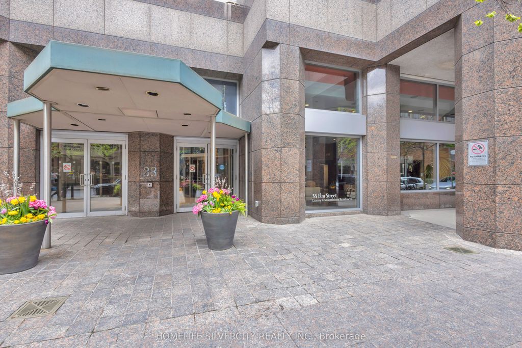 Photo of 38 Elm Street #2900, Toronto, ON M5G 2K5 (MLS # C13117298)