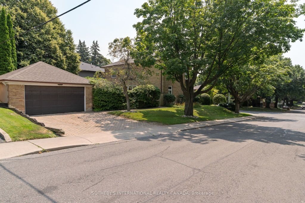 Photo of 78 Ridelle Avenue, Toronto, ON M6B 1J3 (MLS # C12368032)