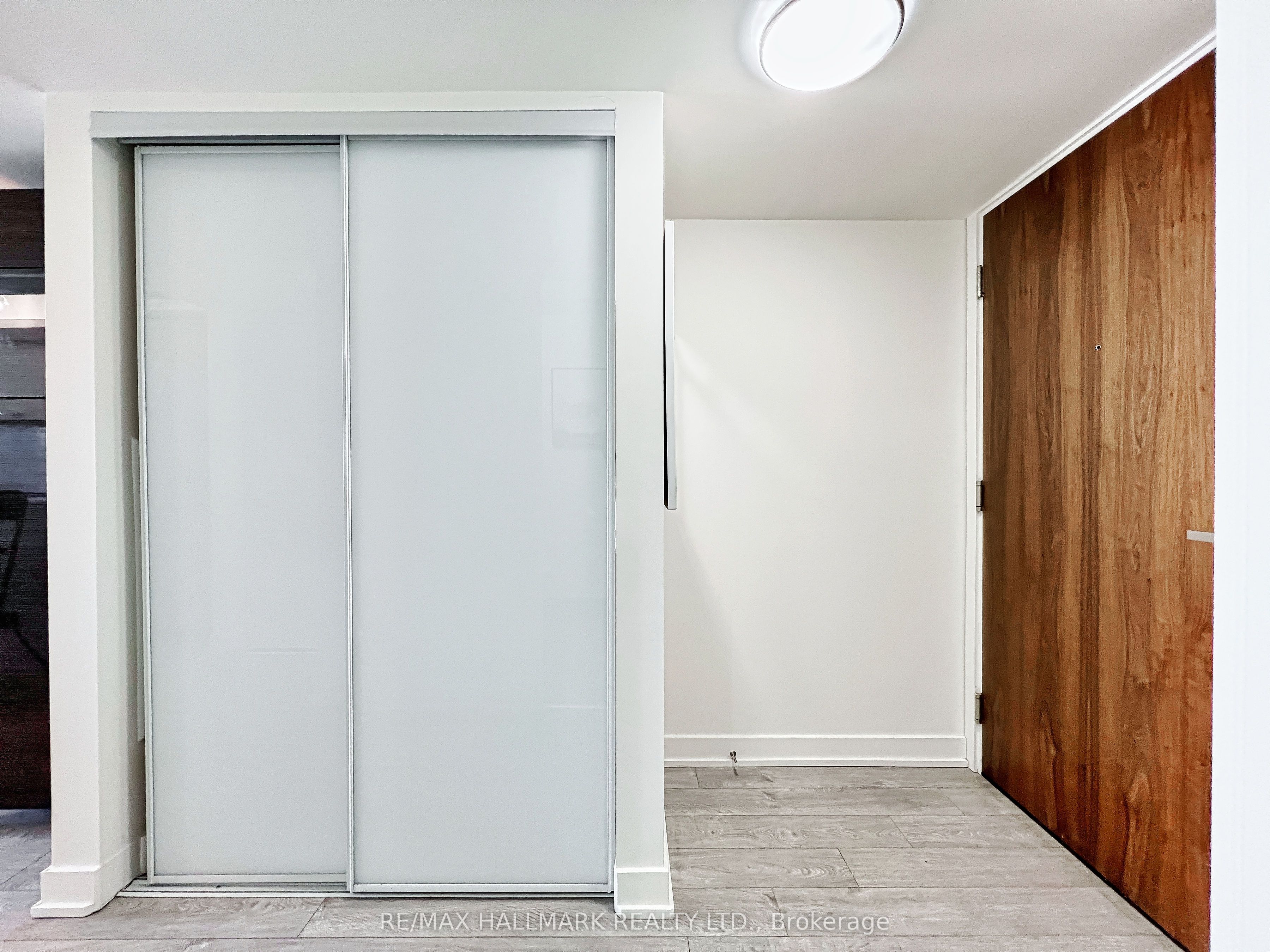 30 Baseball Place 721