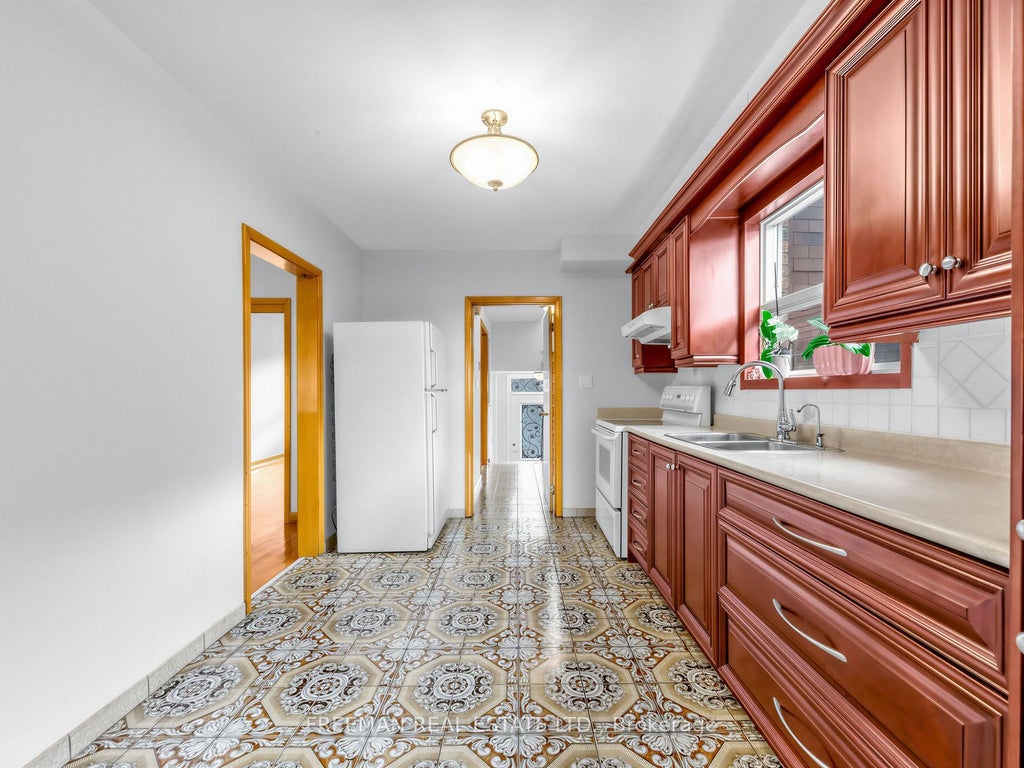 Photo of 380 Glenholme Avenue, Toronto, ON M6E 3E5 (MLS # C13701986)
