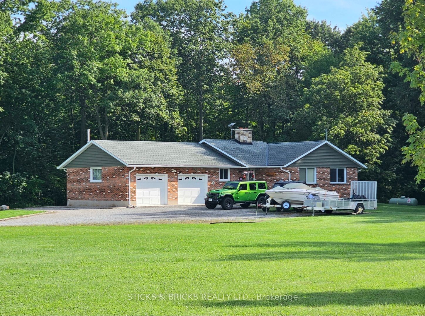 9195 Carl Road