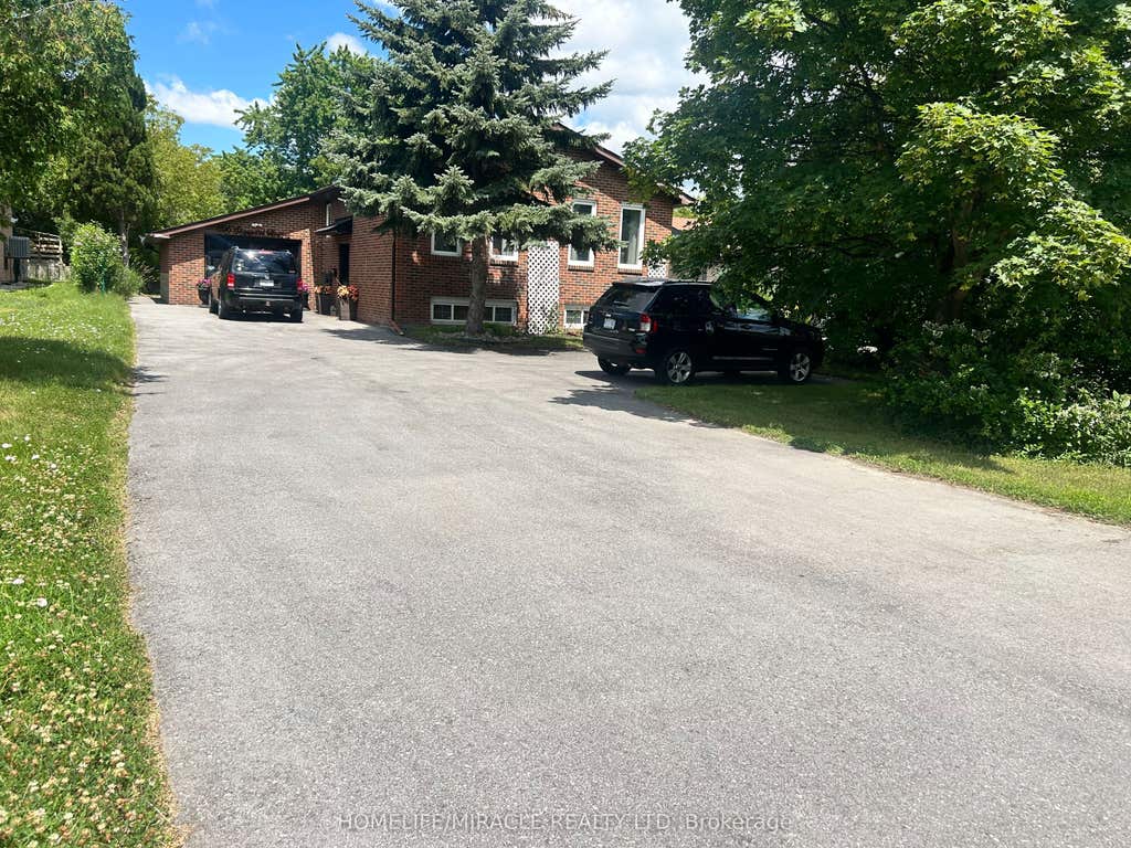 Photo of 696 Sheppard Avenue, Pickering, ON L1V 1G3 (MLS # E13637938)
