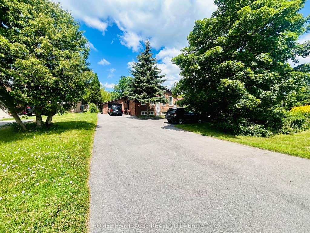 Photo of 696 Sheppard Avenue, Pickering, ON L1V 1G3 (MLS # E13637938)