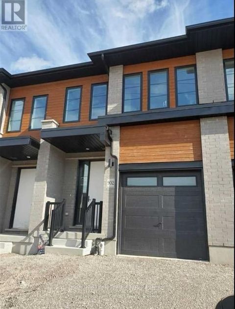 924 Robert Ferrie Drive Kitchener ON N2R 1P2