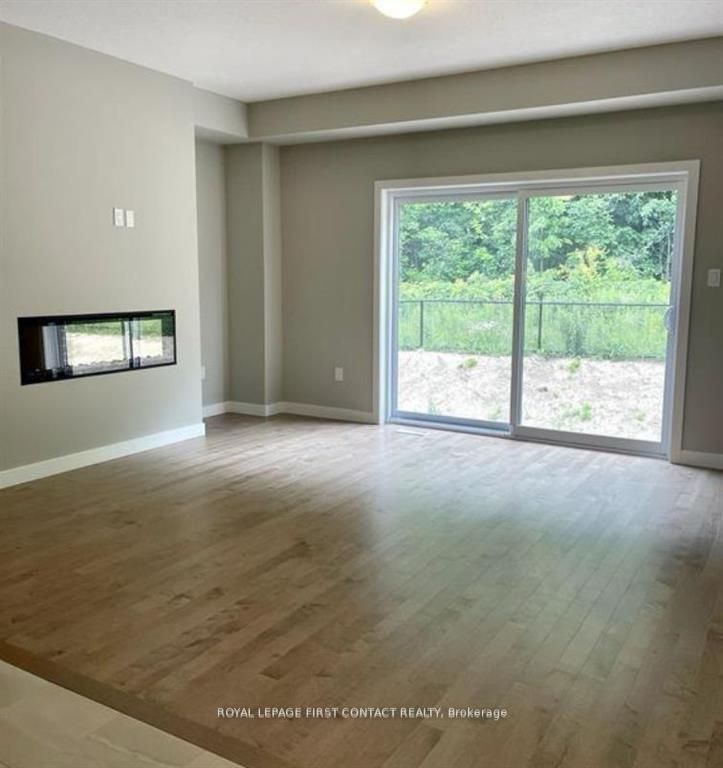 924 Robert Ferrie Drive