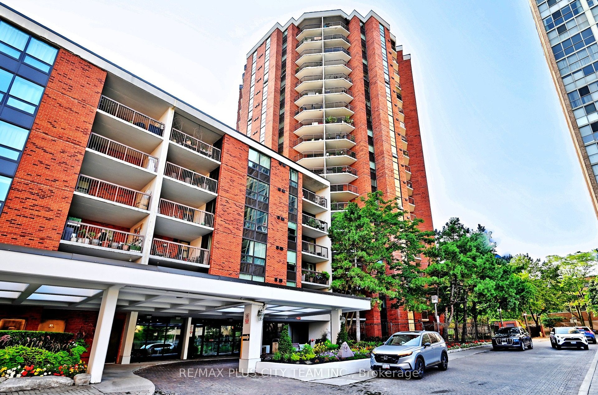 77 Maitland Place 123