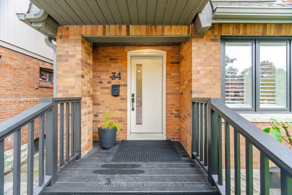 Photo of 34 Donegall Drive, Toronto, ON M4G 3G5 (MLS # C13479594)