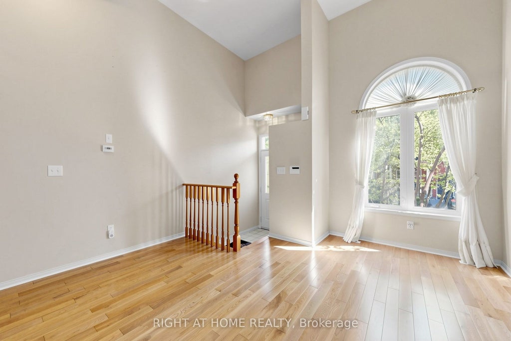 Photo of 83 Mondeo Drive #130, Toronto, ON M1P 5B6 (MLS # E13746250)