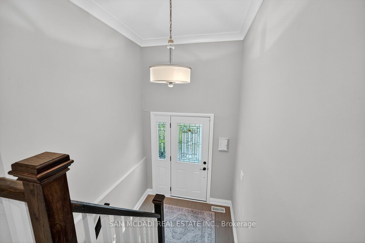 42 Peter Street N