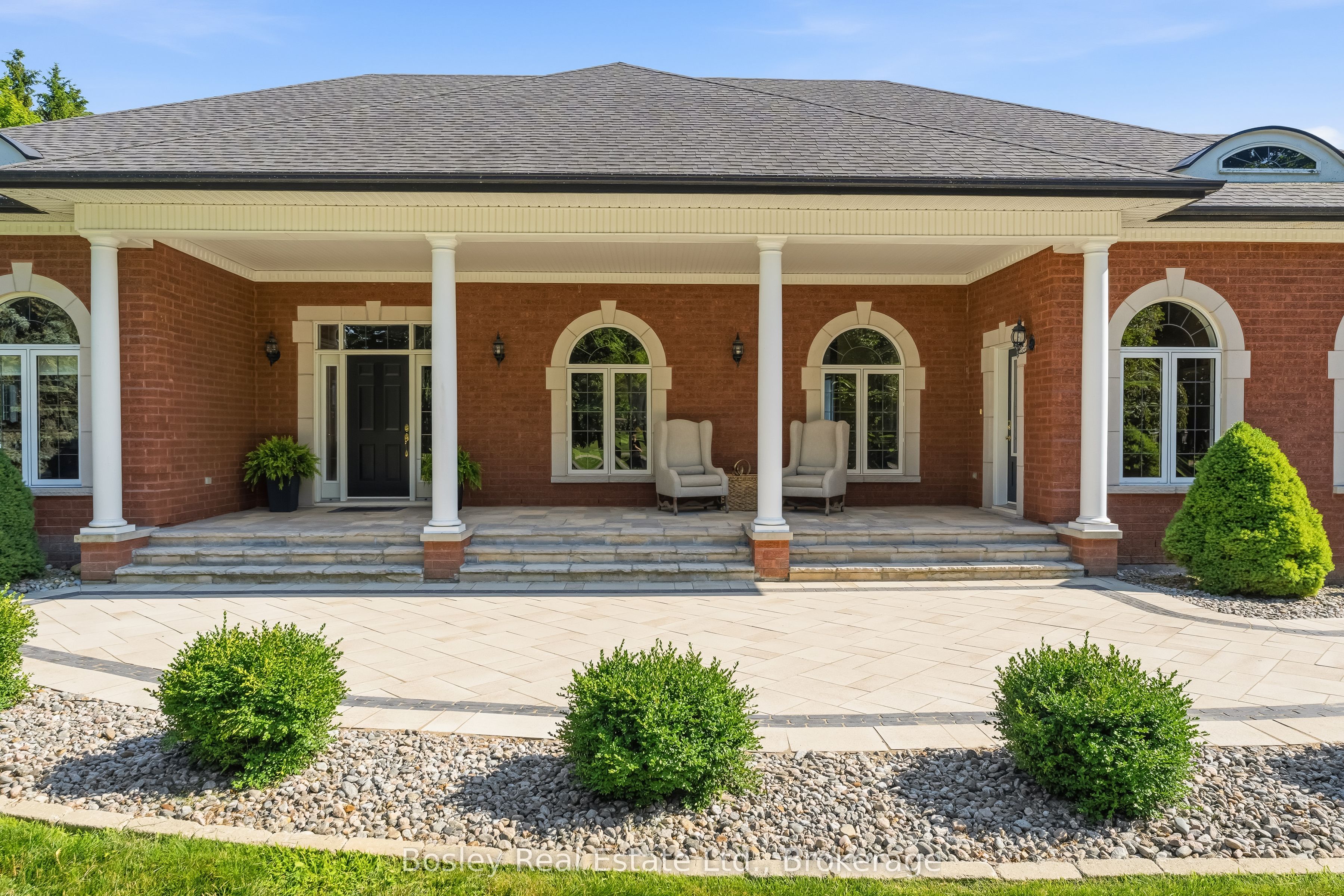 353 Lakeshore Road