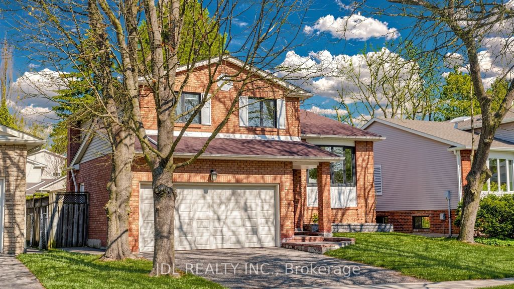 Photo of 16 Breckonwood Crescent, Markham, ON L3T 5E8 (MLS # N12931462)