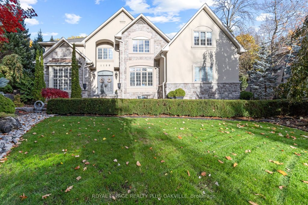 Photo of 1189 Glen Road, Mississauga, ON L5H 3K7 (MLS # W12705008)