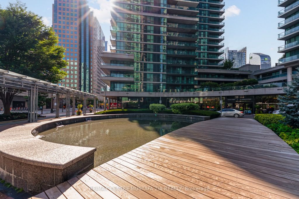 Photo of 33 Bay Street #4110, Toronto, ON M5J 2Z3 (MLS # C12407684)