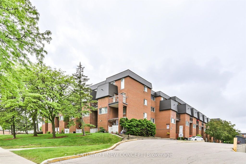 Photo of 1455 Williamsport Drive #112, Mississauga, ON L4X 2T5 (MLS # W13032856)