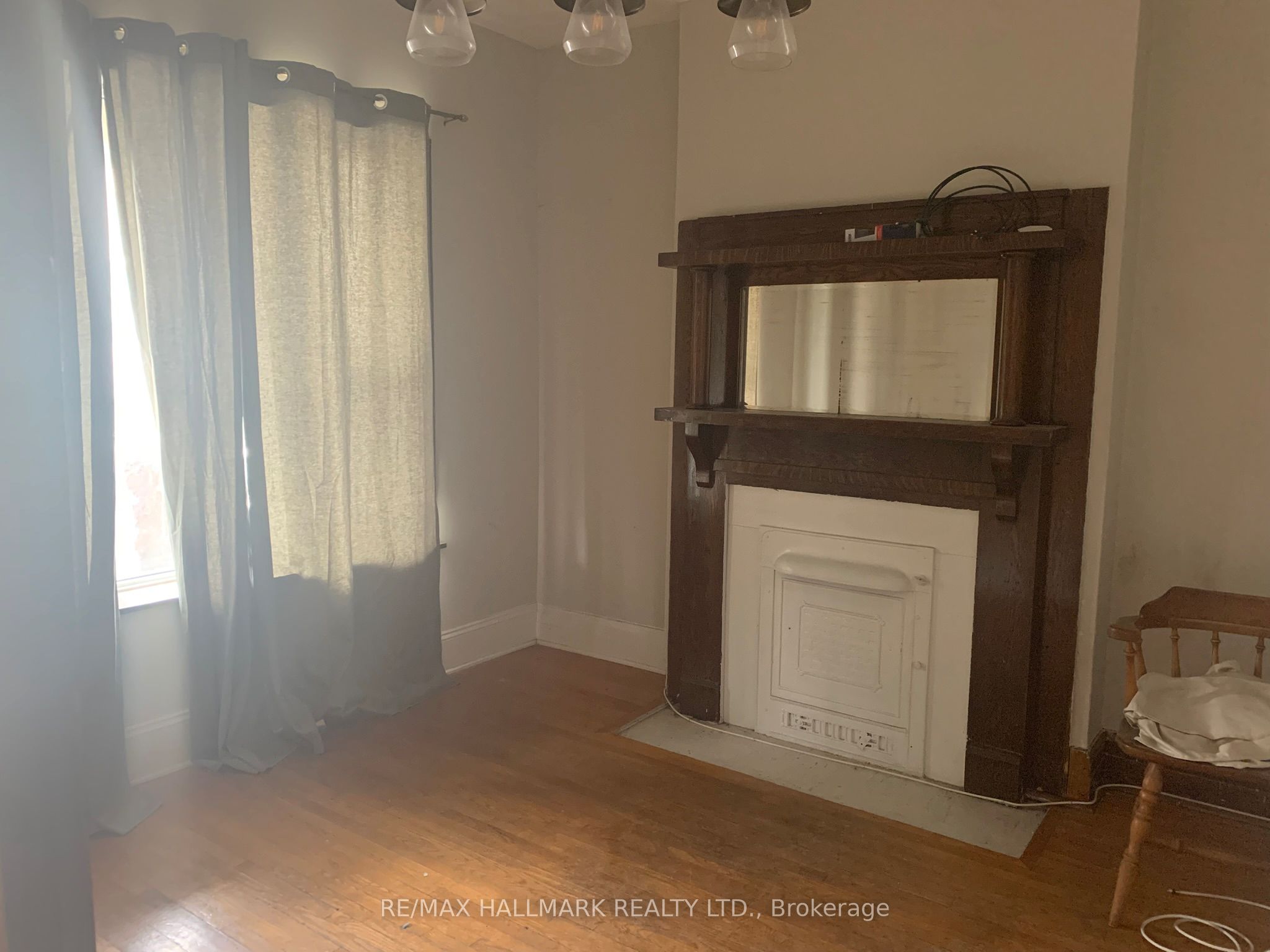 295 Old Weston Road