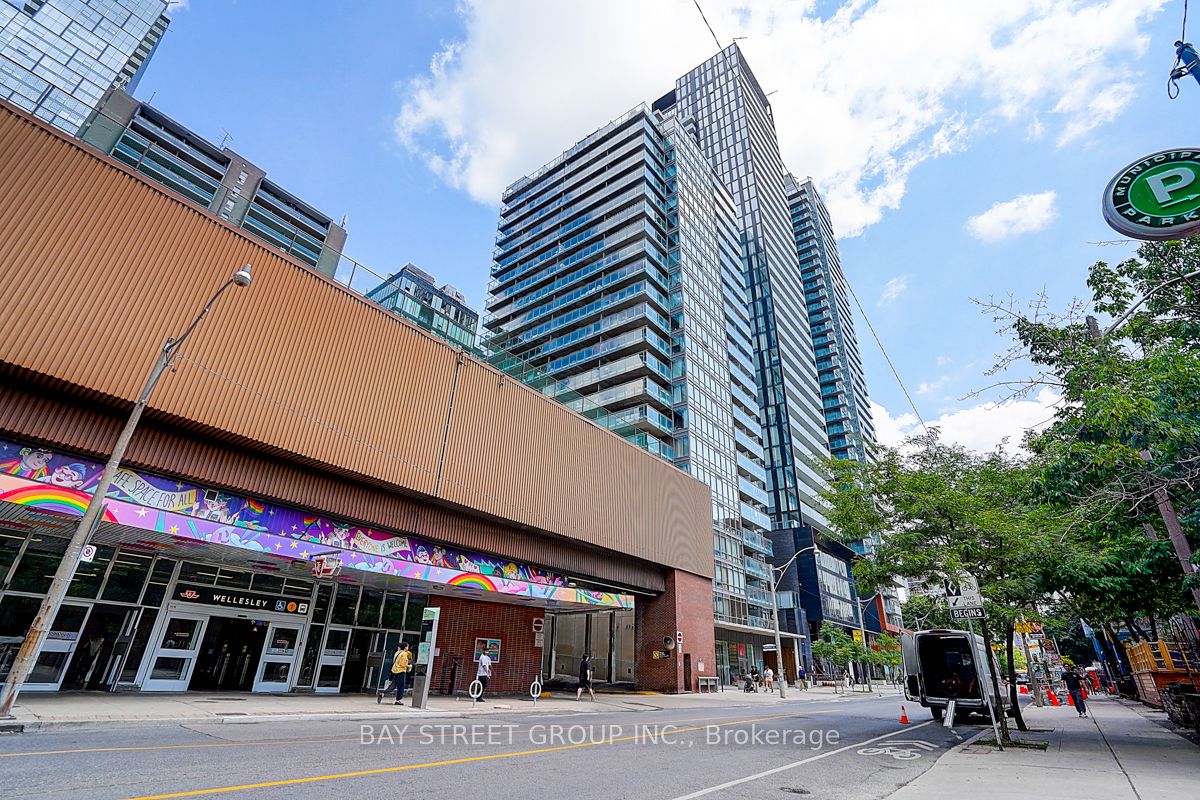 28 Wellesley Street E 3107