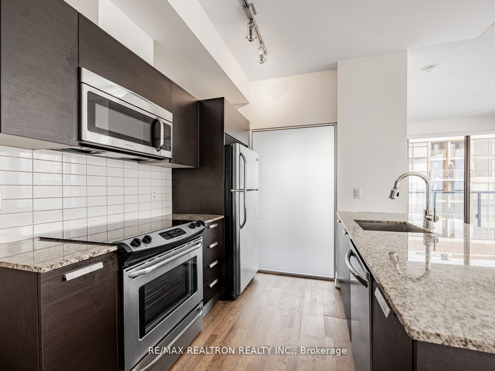 1815 Yonge Street 1006