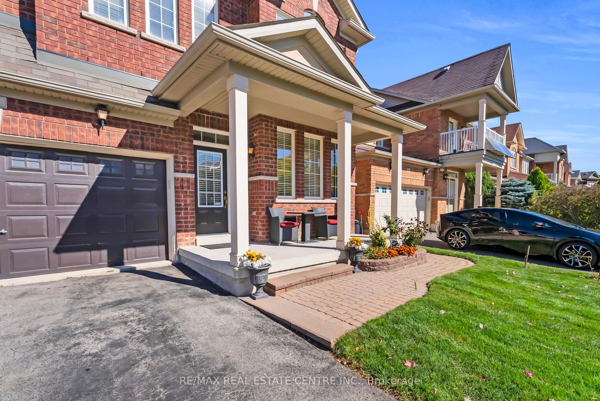 43 Delphinium Way