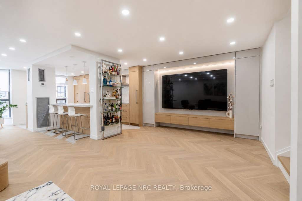 Photo of 30 Church Street #506, Toronto, ON M5E 1S7 (MLS # C13517844)