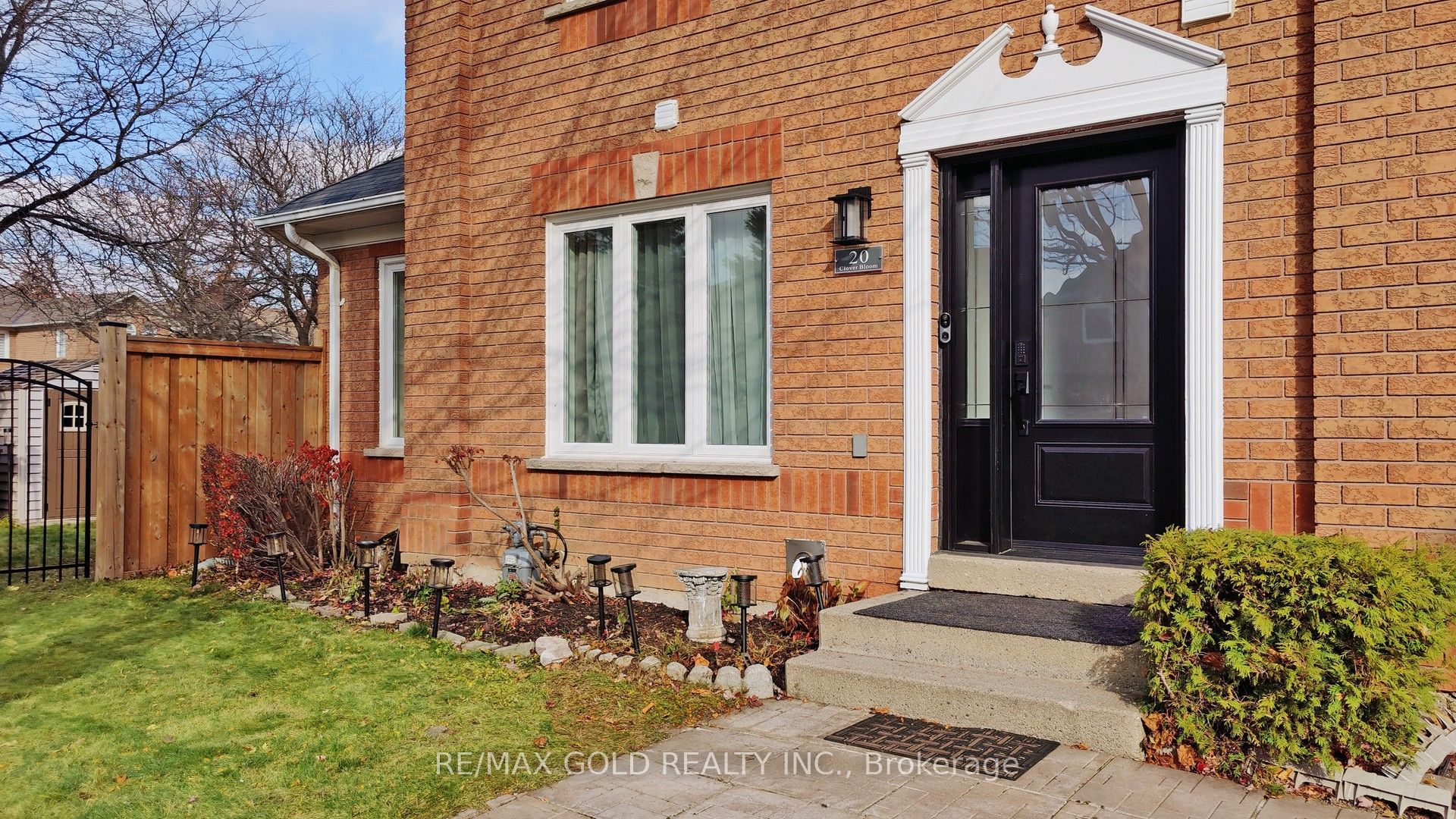 20 Clover Bloom Road