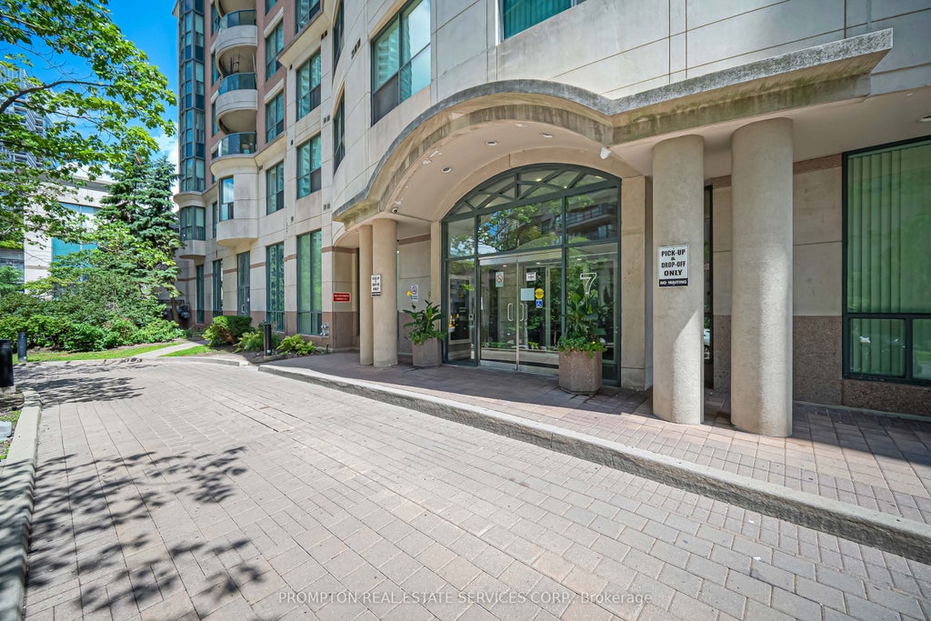 Photo of 7 Lorraine Drive #807, Toronto, ON M2N 7H2 (MLS # C13708886)