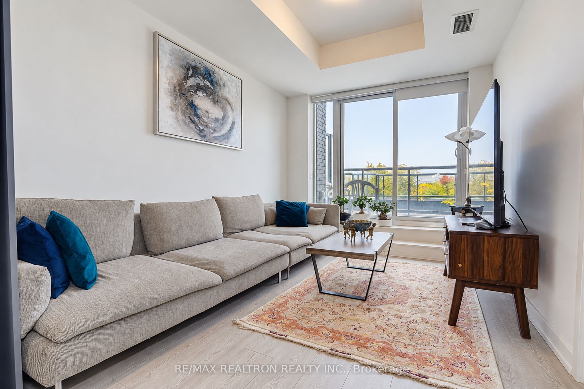 3 Rosewater Street 202W