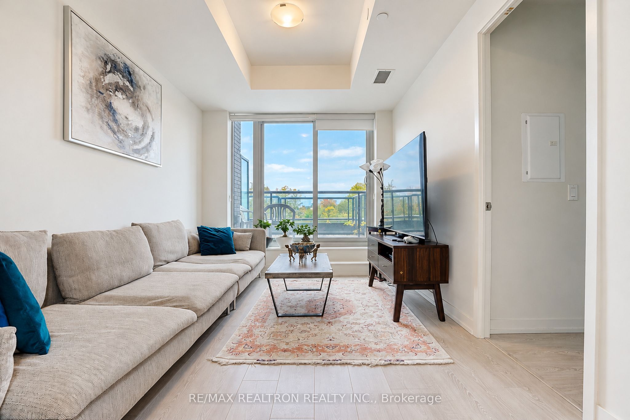 3 Rosewater Street 202W