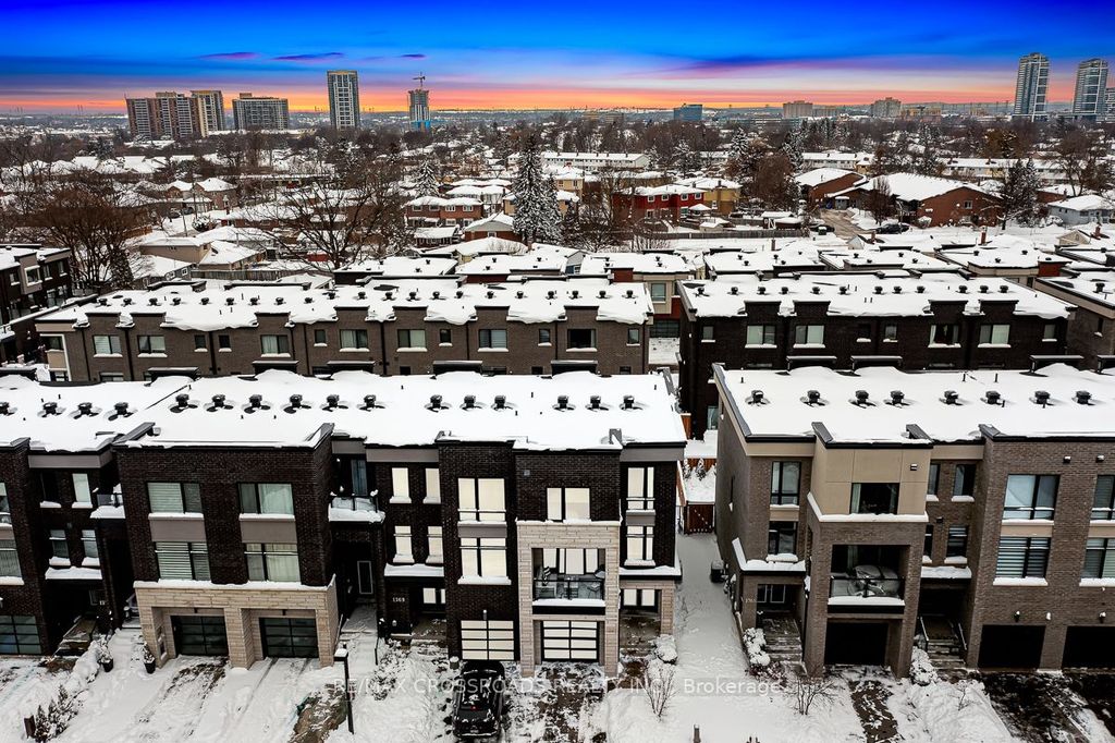 Photo of 1367 Gull Crossing, Pickering, ON L1W 0B7 (MLS # E12844370)