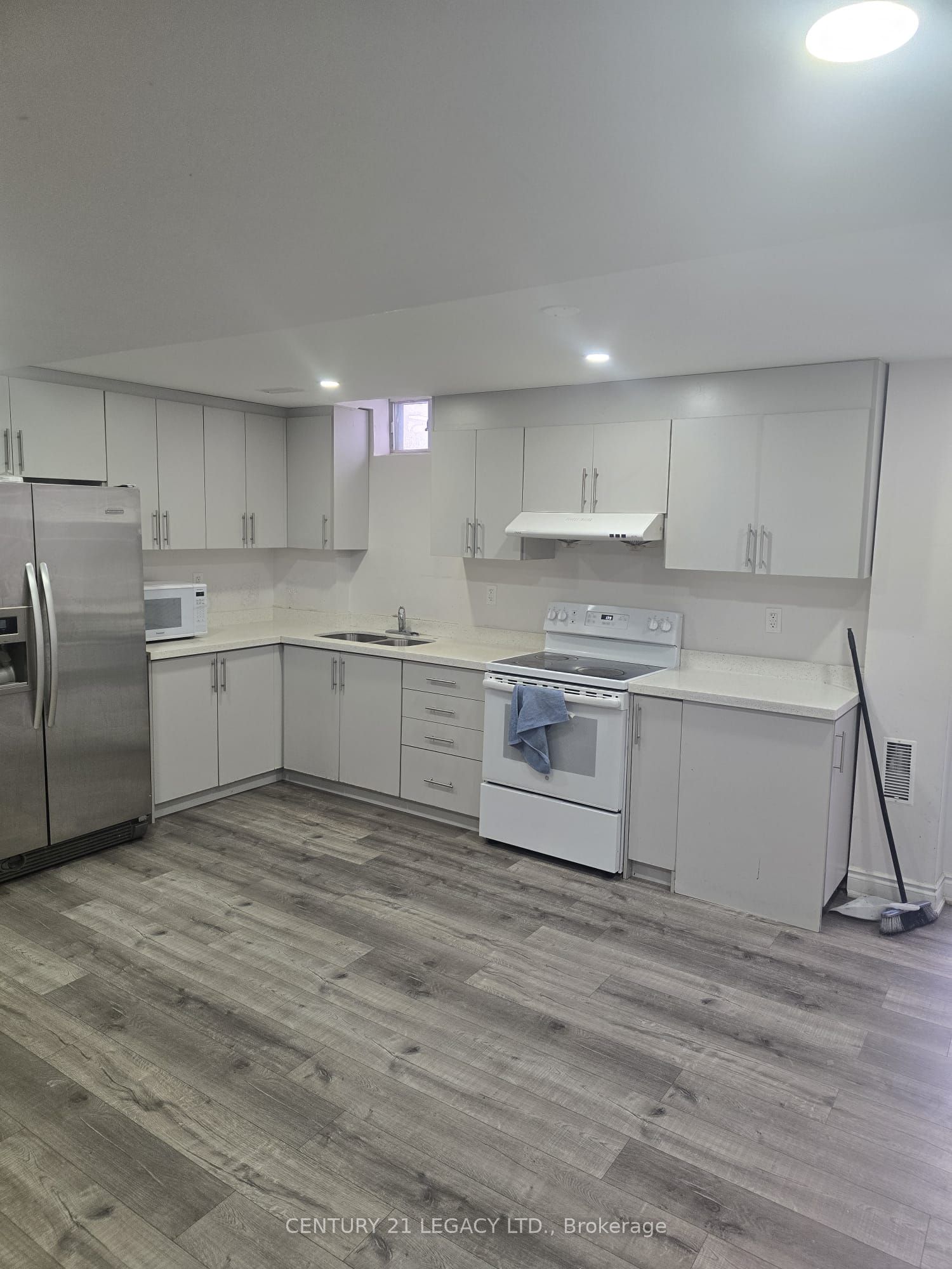 7205 Saint Barbara Boulevard