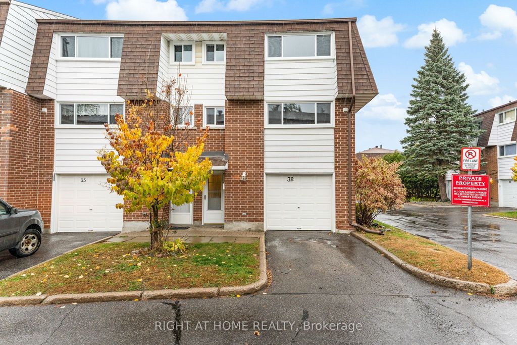 Photo of 2296 Orient Park Drive #32, Blackburn Hamlet, ON K1B 4N6 (MLS # X12715700)