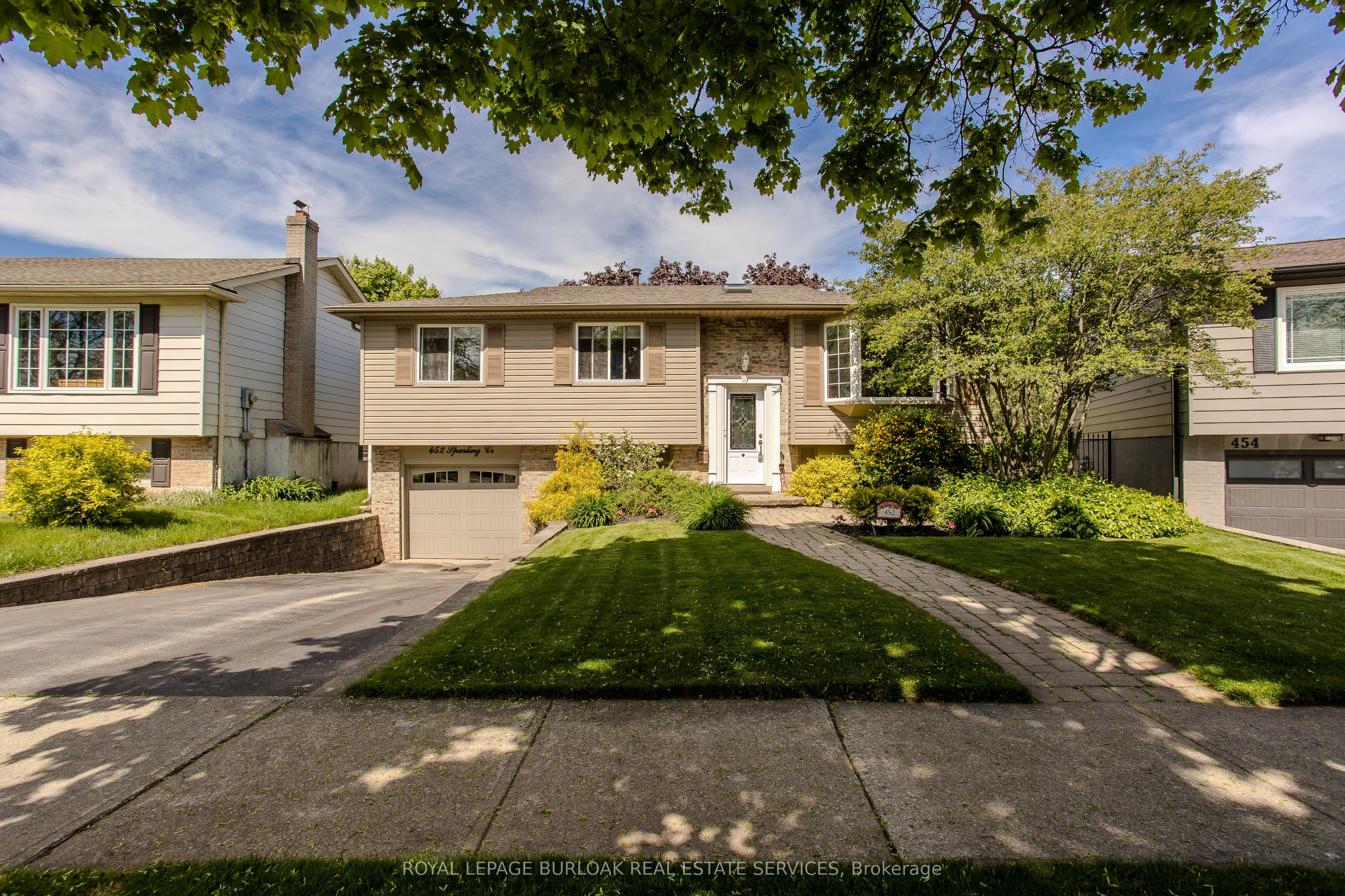 452 Sparling Crescent