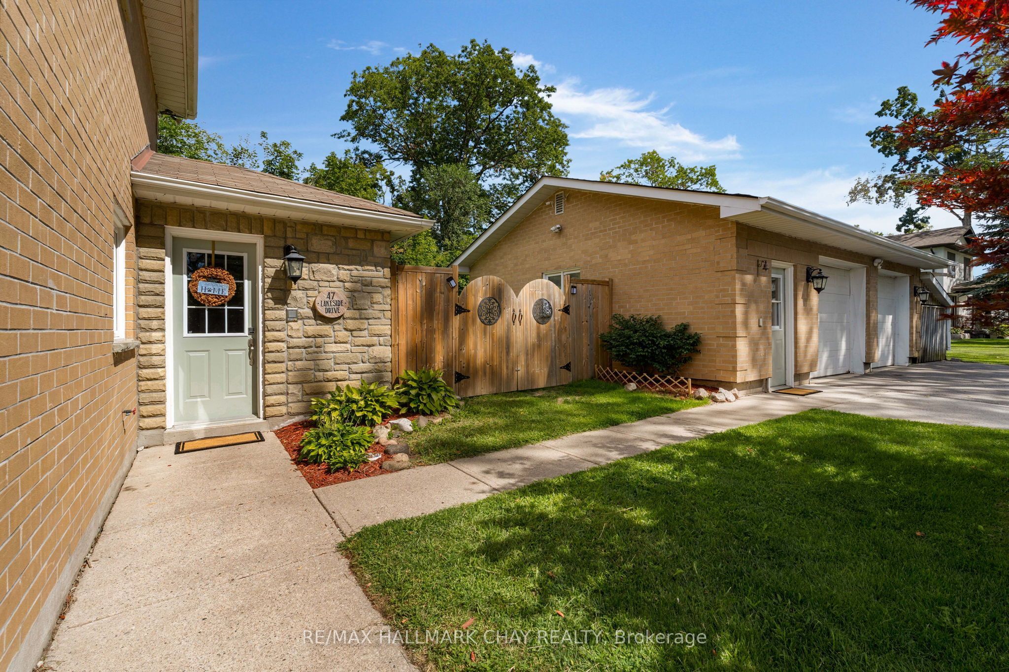 47 Lakeside Drive