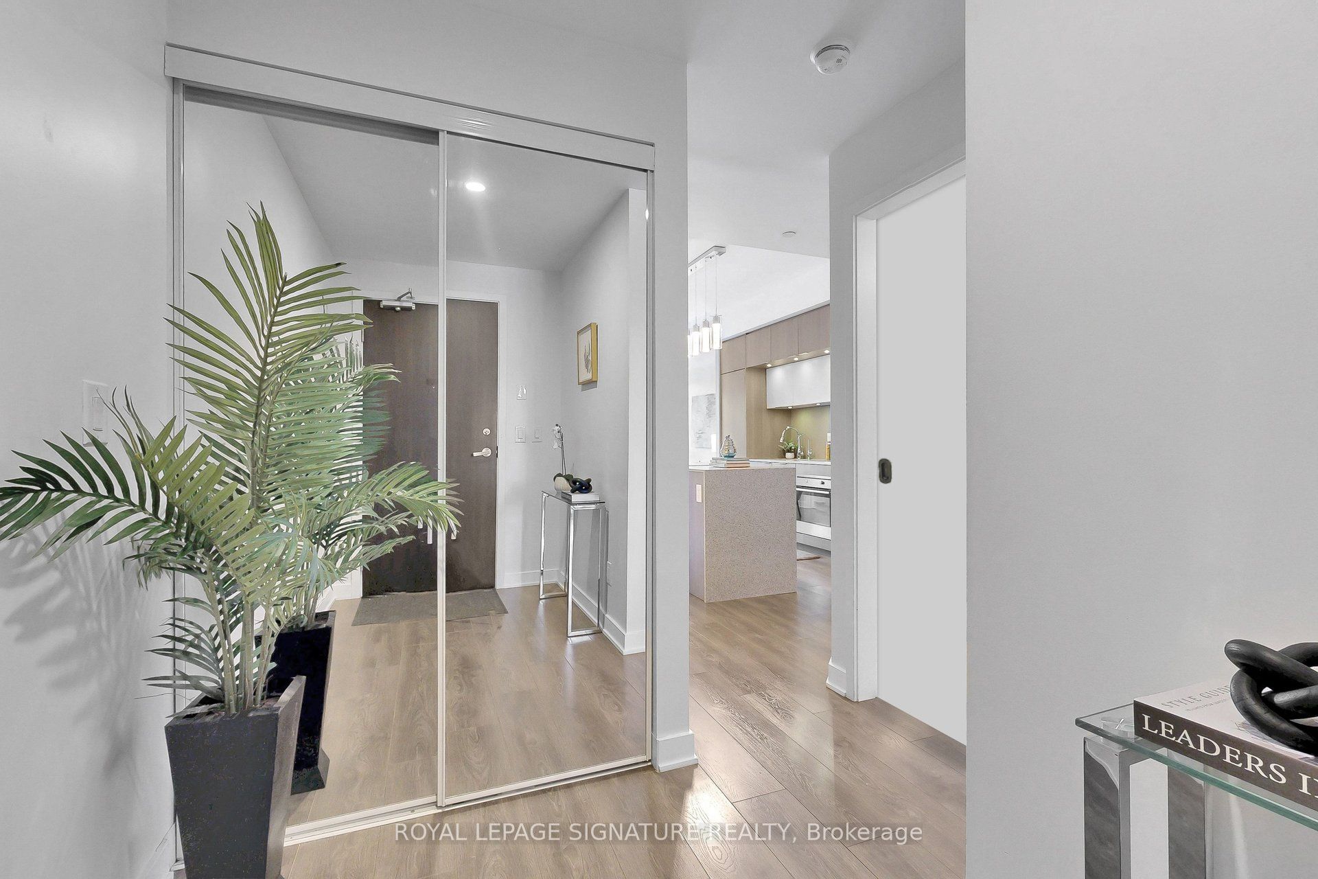 170 Sumach Street 907