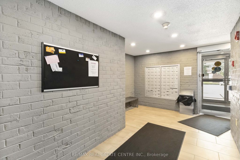 Photo of 140 CONWAY Drive #25, London South, ON N6E 3N2 (MLS # X12450086)