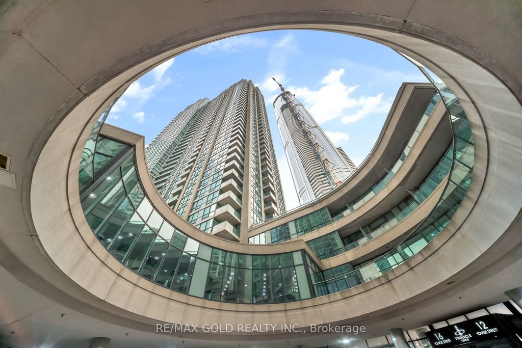 Photo of 16 Yonge Street #1808, Toronto, ON M5E 2A1 (MLS # C13614202)