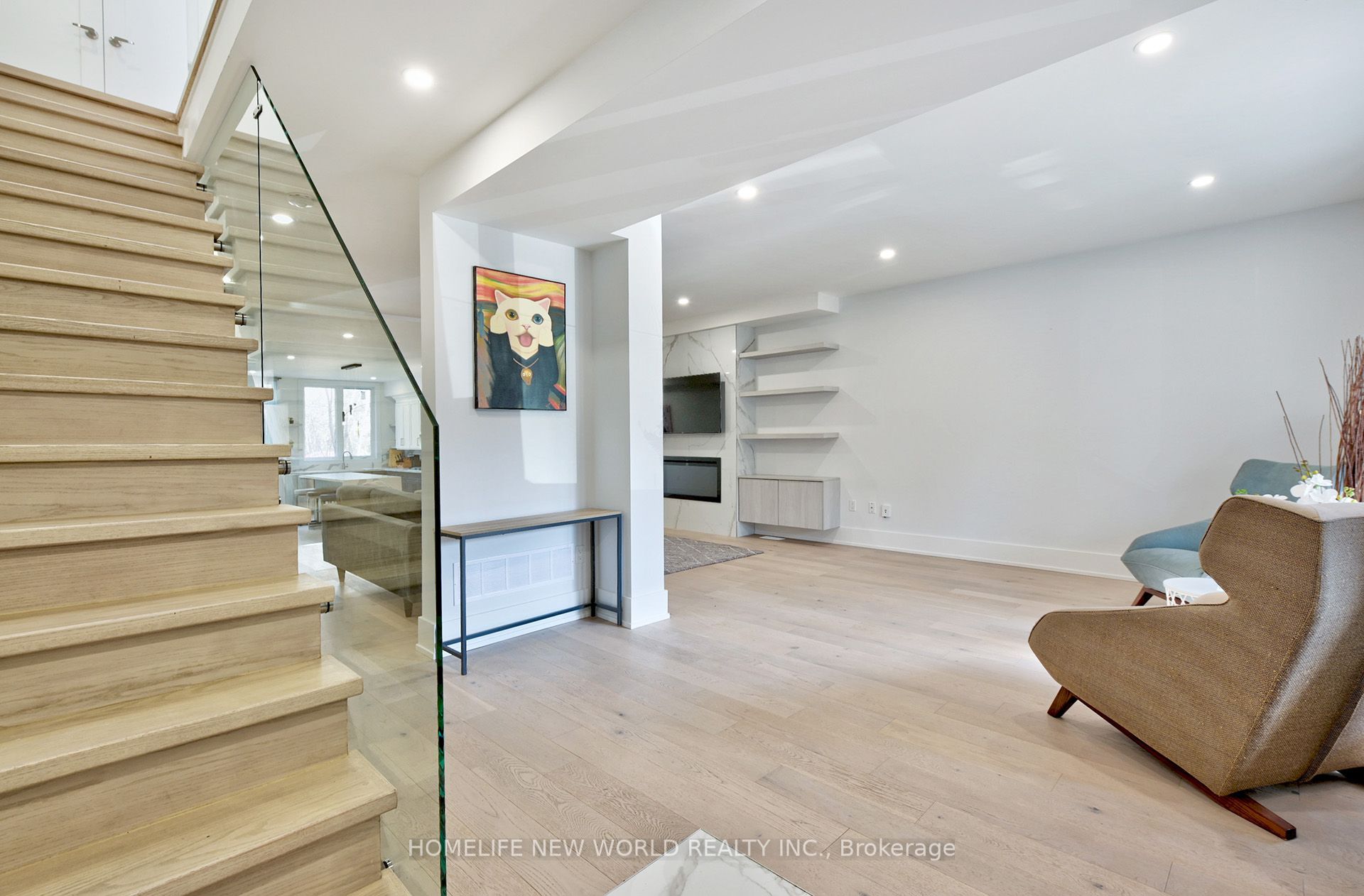 253 Albany Avenue