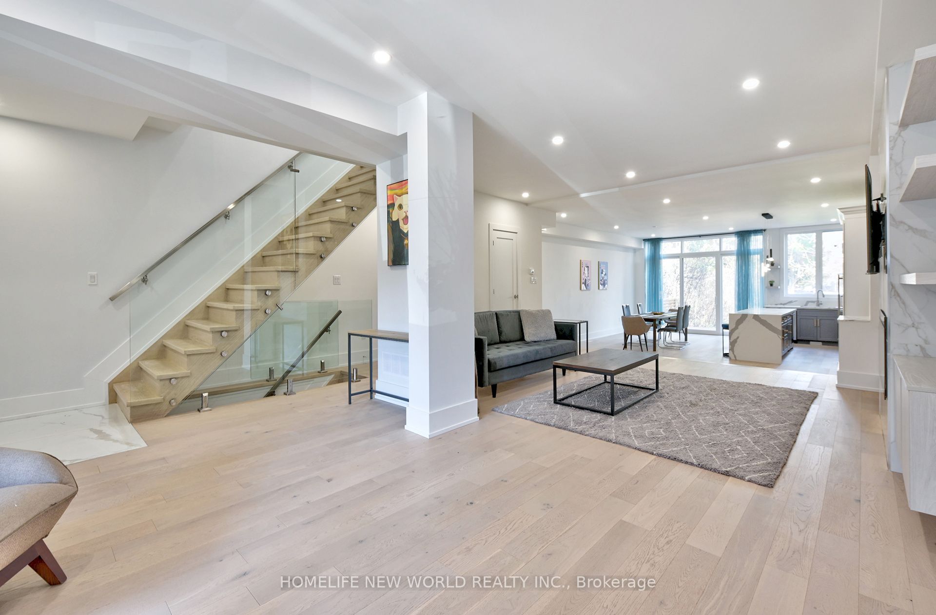 253 Albany Avenue