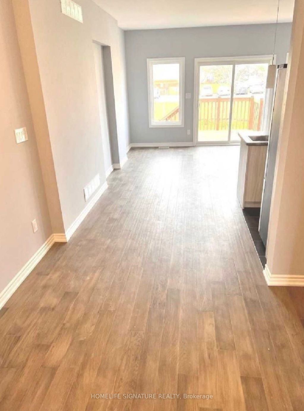 Photo of 298 Louise Street W, Welland, ON L3B 1T1 (MLS # X12889858)